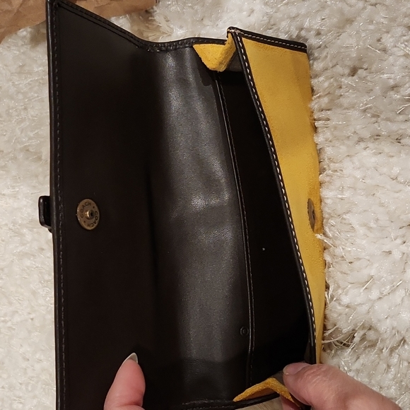 Authentic Coach Suede handbag set - Picture 7 of 8